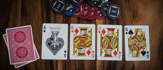 Βασικές στρατηγικές πόκερ